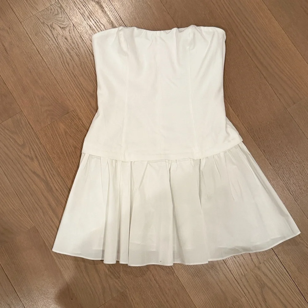 ASTR The Label Strapless Mixed Media
Drop Waist Mini Dress - Picture 4 of 5